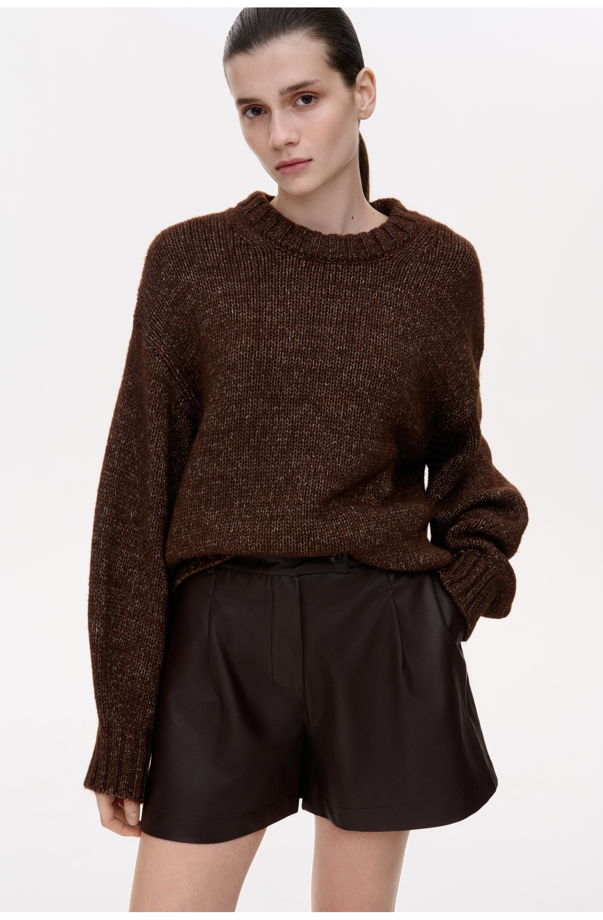 КЛАСИЧНІ МІНІ ШОРТИ З ЕКО ШКІРИ 1227-2 зображення 9