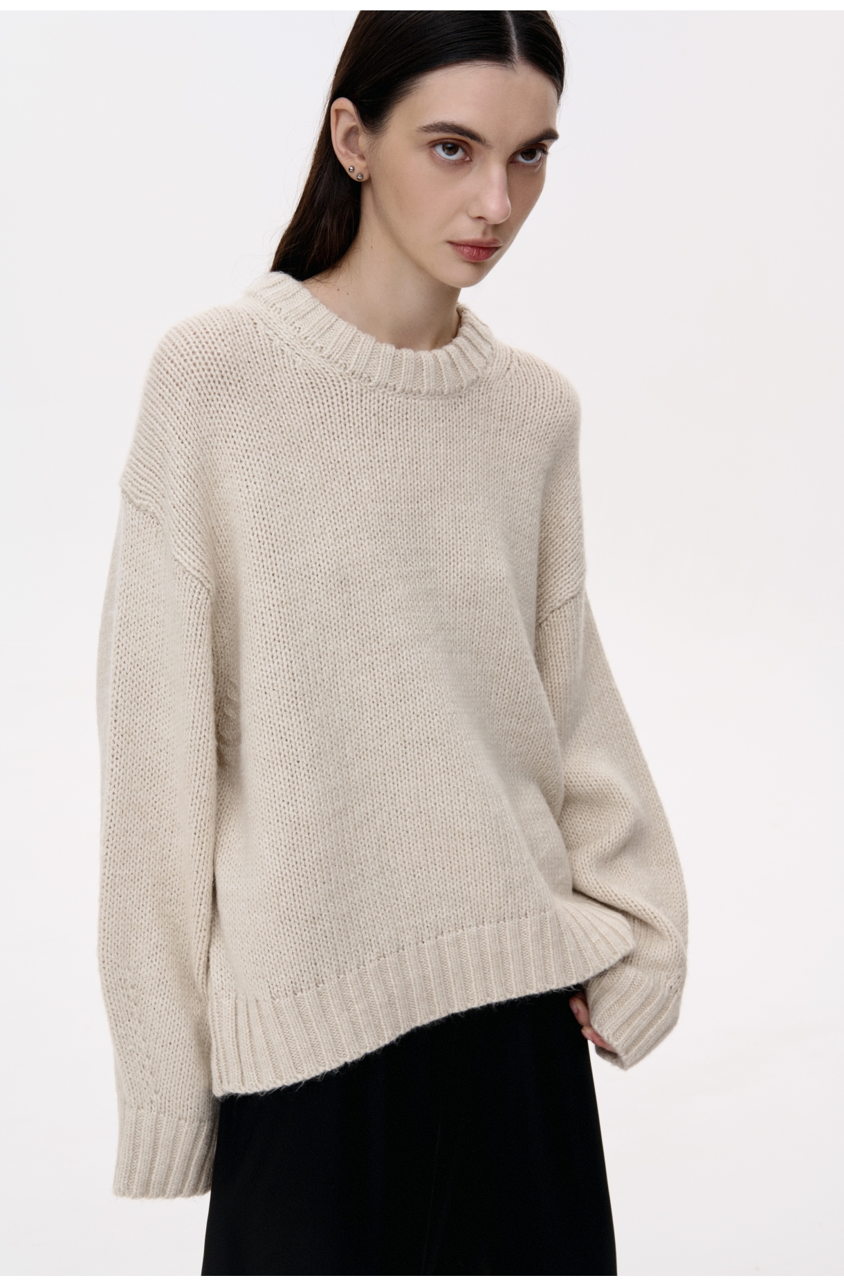 ОВЕРСАЙЗ СВЕТР ЗІ СПУЩЕНОЮ ЛІНІЄЮ ПЛЕЧА 4700 зображення 27