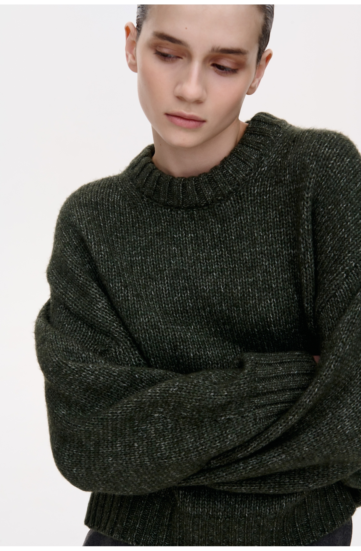 ОВЕРСАЙЗ СВЕТР ЗІ СПУЩЕНОЮ ЛІНІЄЮ ПЛЕЧА 4700 зображення 25