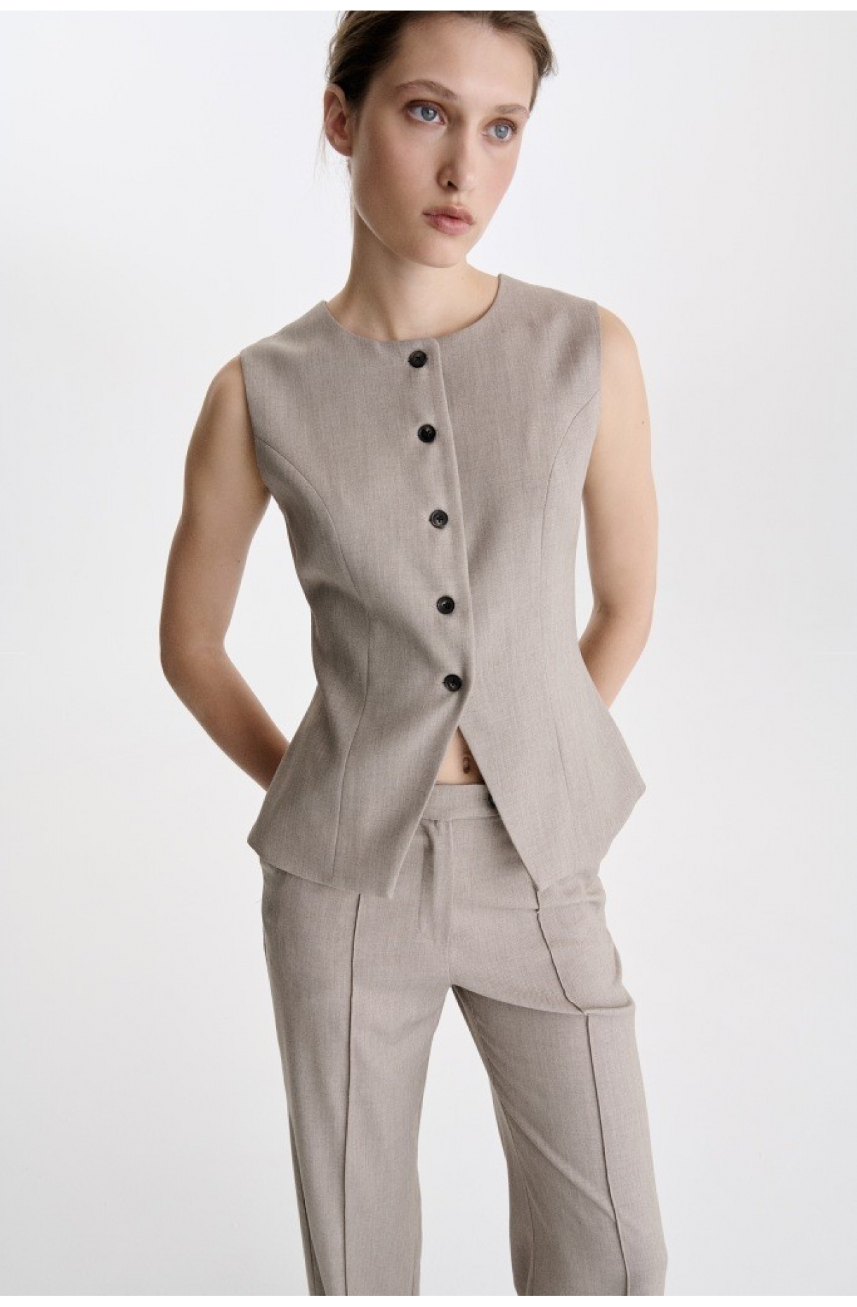 ЖИЛЕТ ПОДОВЖЕНОГО СИЛУЕТУ 1254\12-7 зображення 2