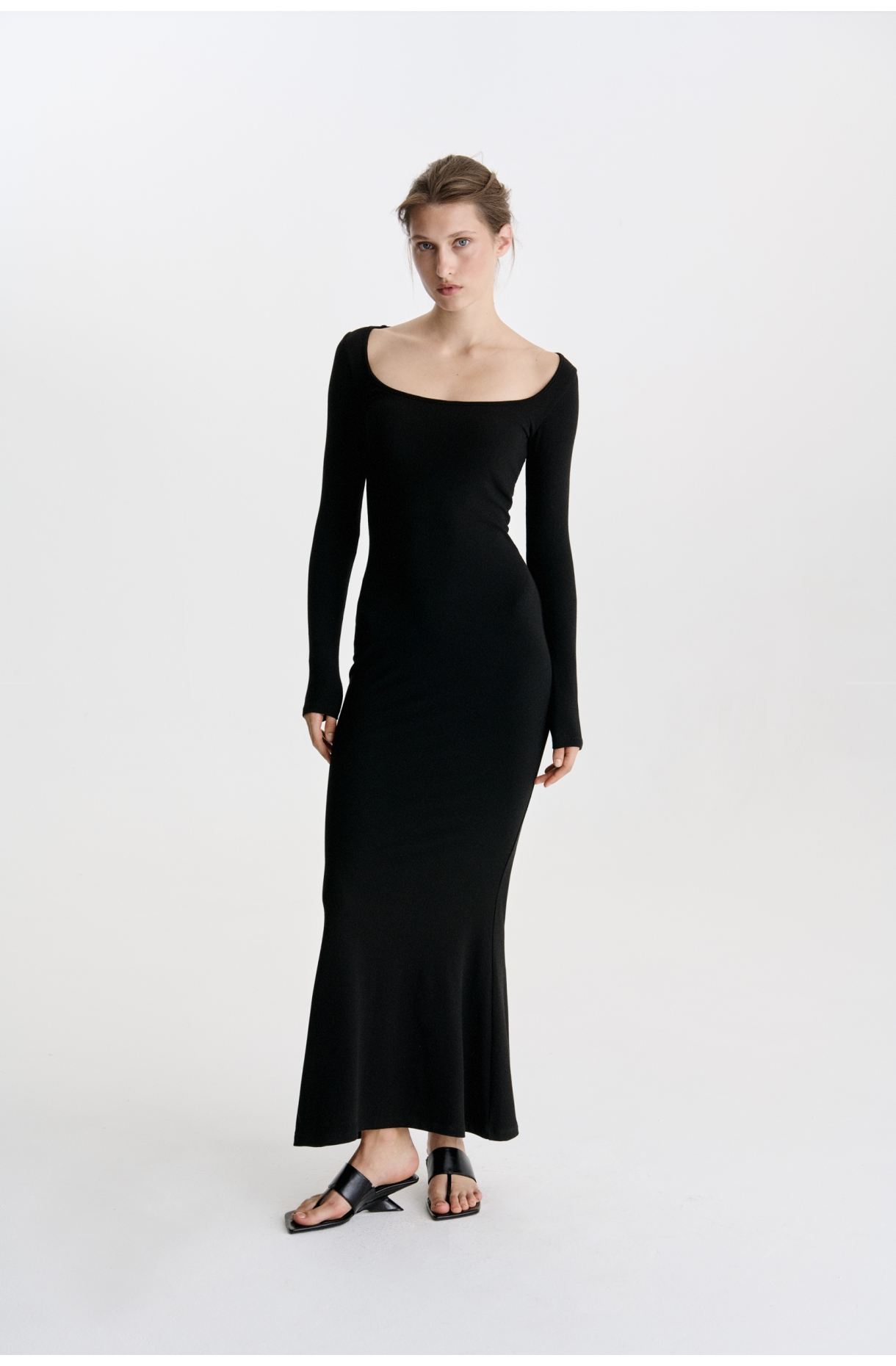 МАКСІ СУКНЯ З М’ЯКИМ ОБТИСЛИМ СИЛУЕТОМ 1230\10-3 зображення