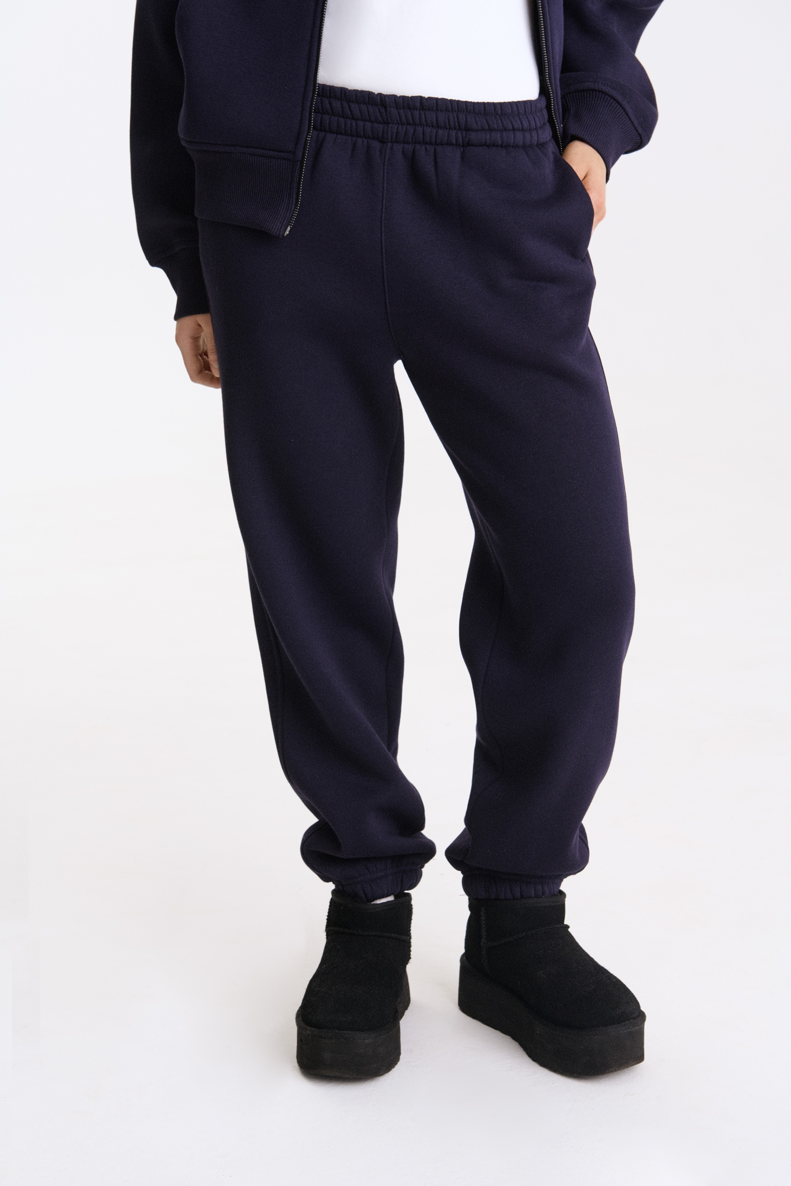 ТРИКОТАЖНИЙ КОСТЮМ НА УТЕПЛЕНІЙ ФЛІСОВІЙ ОСНОВІ 1130-2\29-1 зображення 3