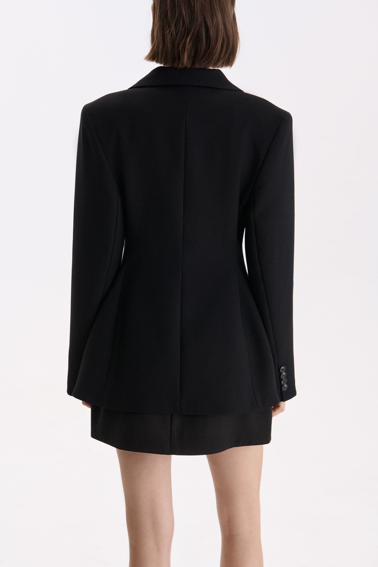 СИЛУЕТНИЙ ЖАКЕТ КЛАСИЧНОГО КРОЮ З АКЦЕНТОМ НА ТАЛІЇ 1210\12-3 зображення 3